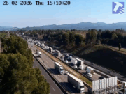 VÍDEO | Col·lapse total a l’AP-7: accident provoca aturades de 7 km a tocar de Rubí